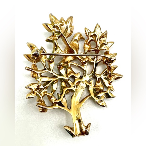 RARE 1960s Trifari Signed Tree of Life Brooch-Enamel Pear Tree Bird-Original Box - Picture 7 of 14